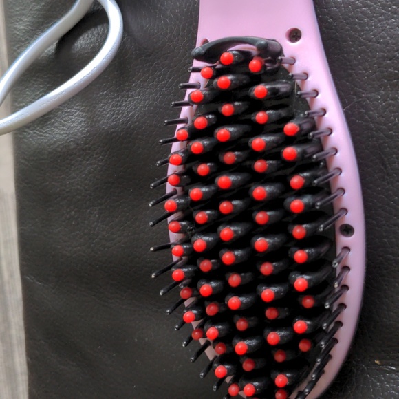 Fast Hair Straightener Brush - Picture 3 of 3
